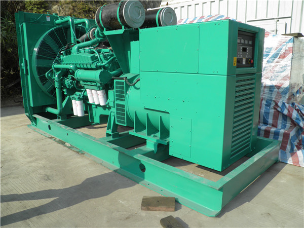 古浪出租发电机 发电机组厂家：柴油发电机组的控制屏的作用是什么？