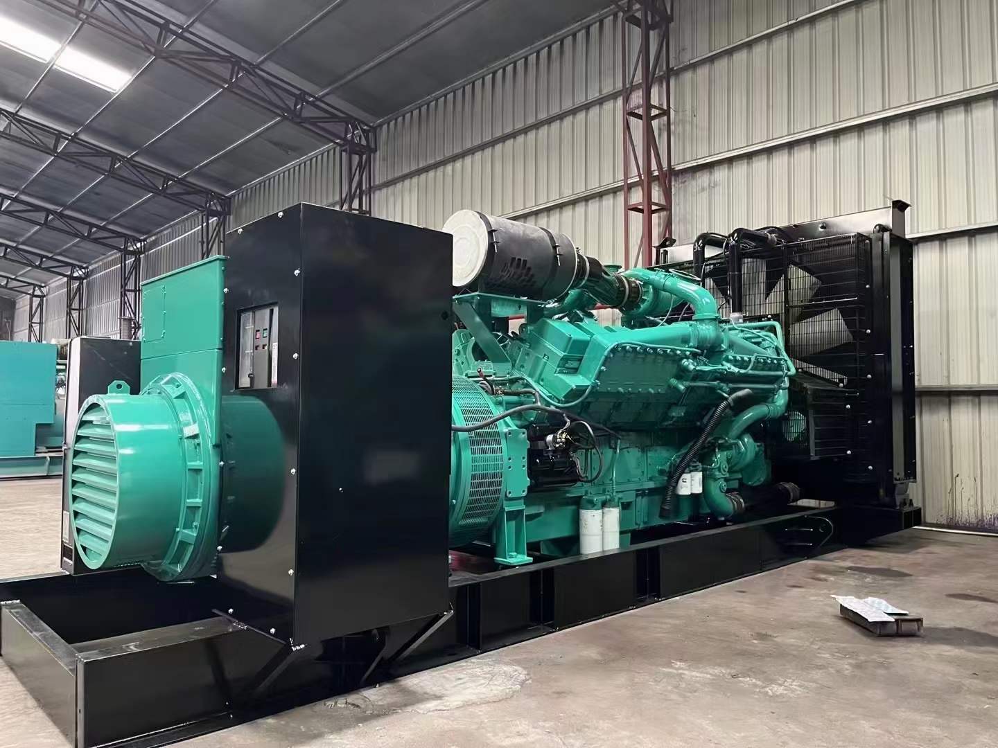 古浪如何降低 800kW 柴油发电机输出电流的波动？